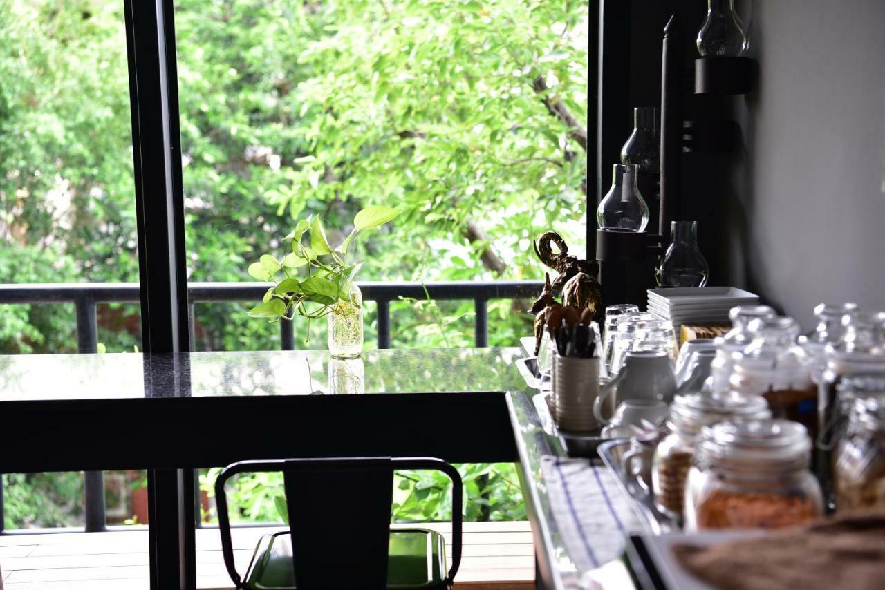 Forrest Bangkok Hotel Eksteriør bilde