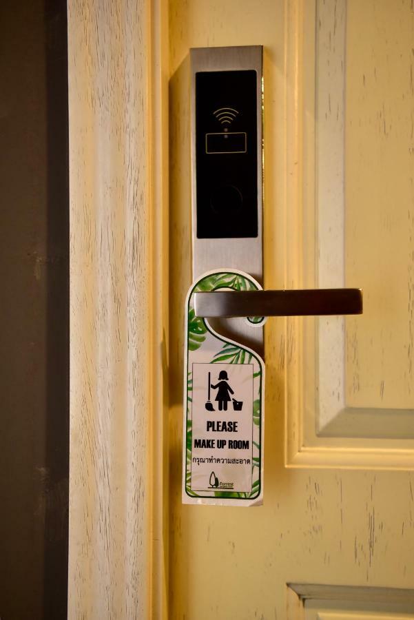 Forrest Bangkok Hotel Eksteriør bilde